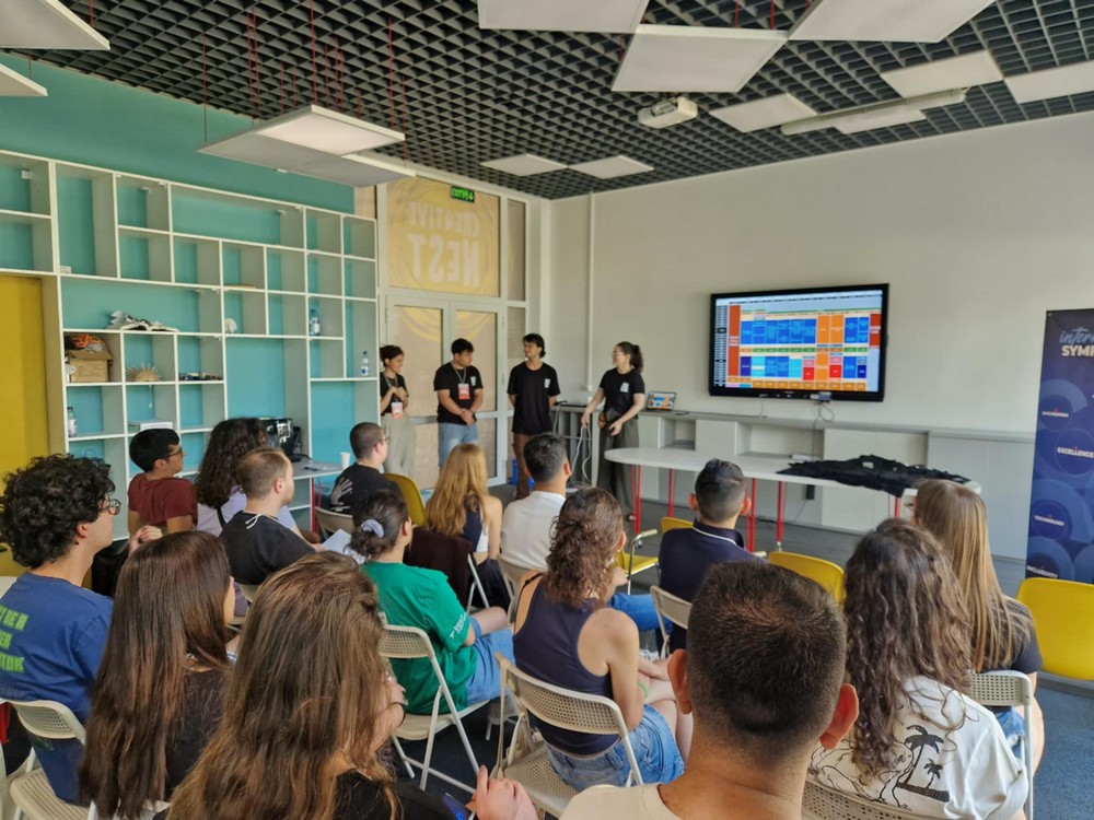 Simpozion BEST